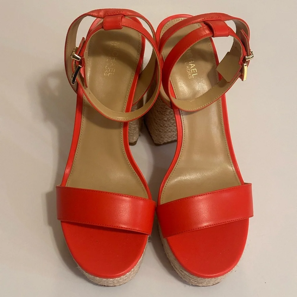MICHAEL Michael Kors Ashton Platformm - Picture 6 of 11